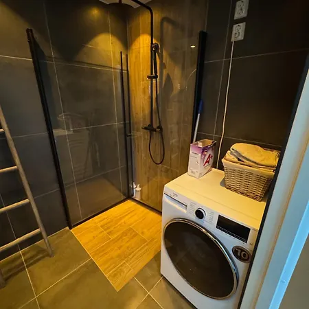 Apartment New By The Fjord Stadlandet