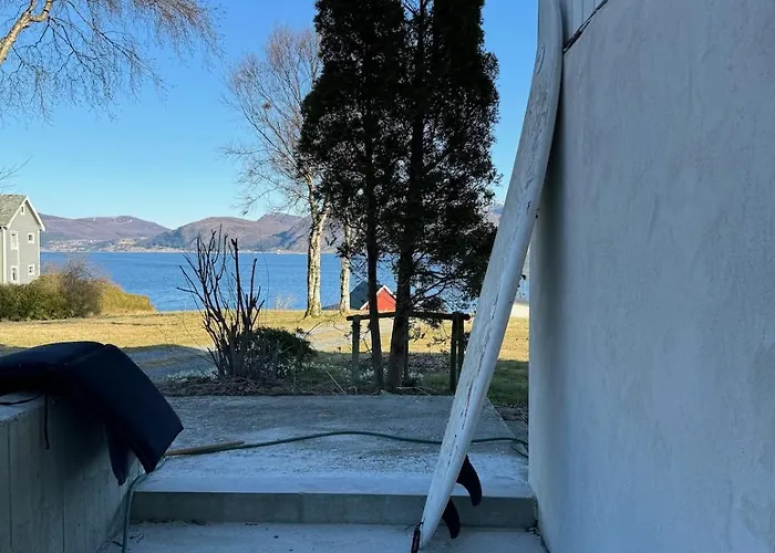 아파트 New By The Fjord Stadlandet