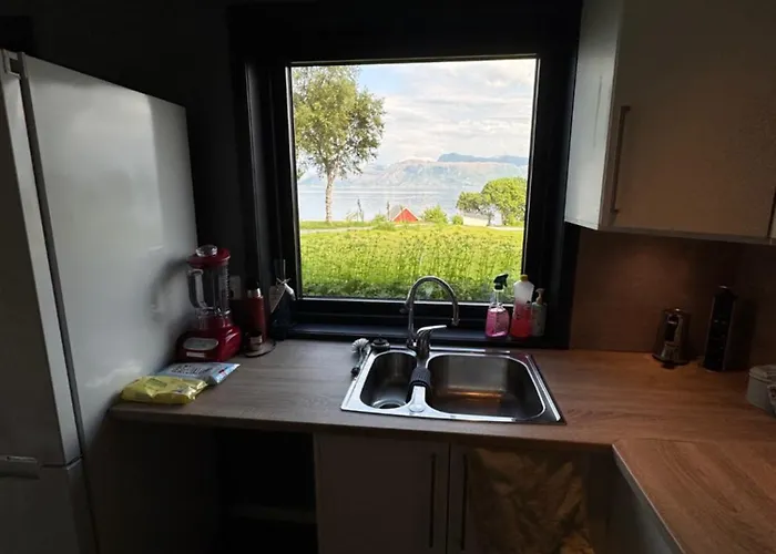 New By The Fjord Daire *